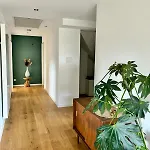 Апартаменты Modern With Balcony & View Near Dresden *