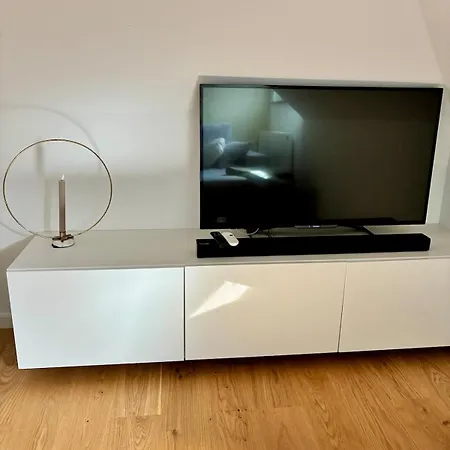 Modern With Balcony & View Near Dresden *